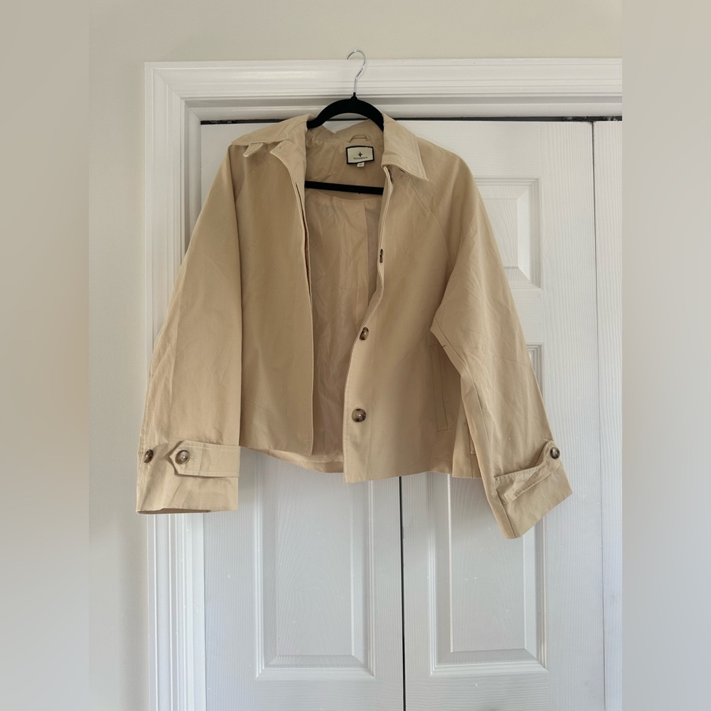 Over sized fit! Tuckernuck jacket